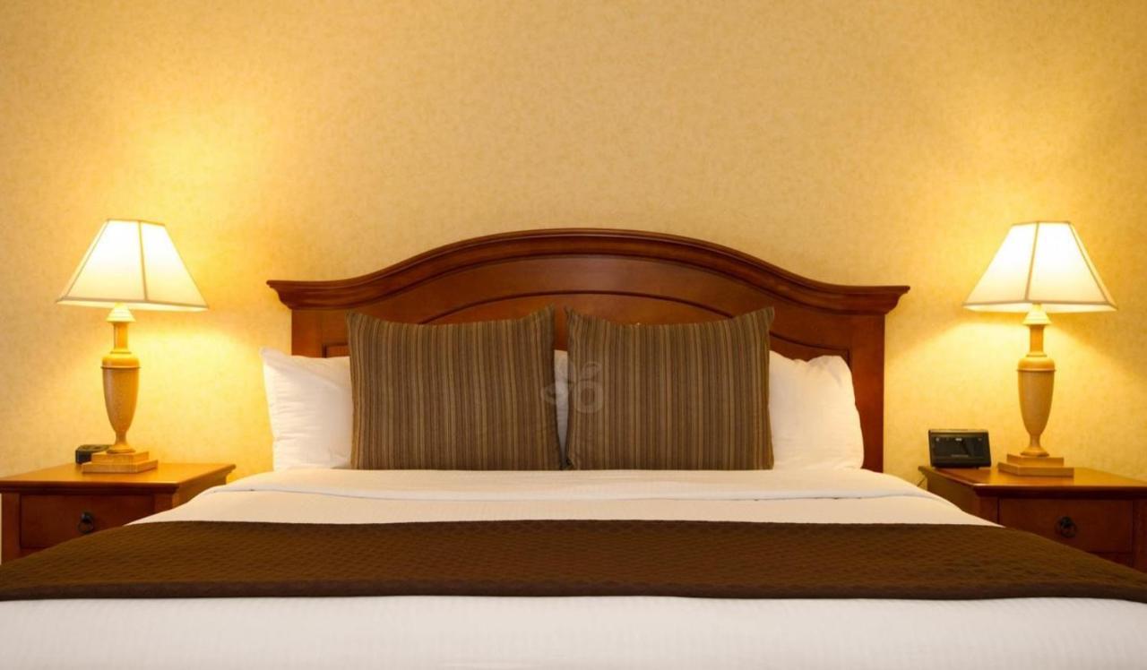 Red Lion Hotel Pasco Airport & Conference Center Extérieur photo