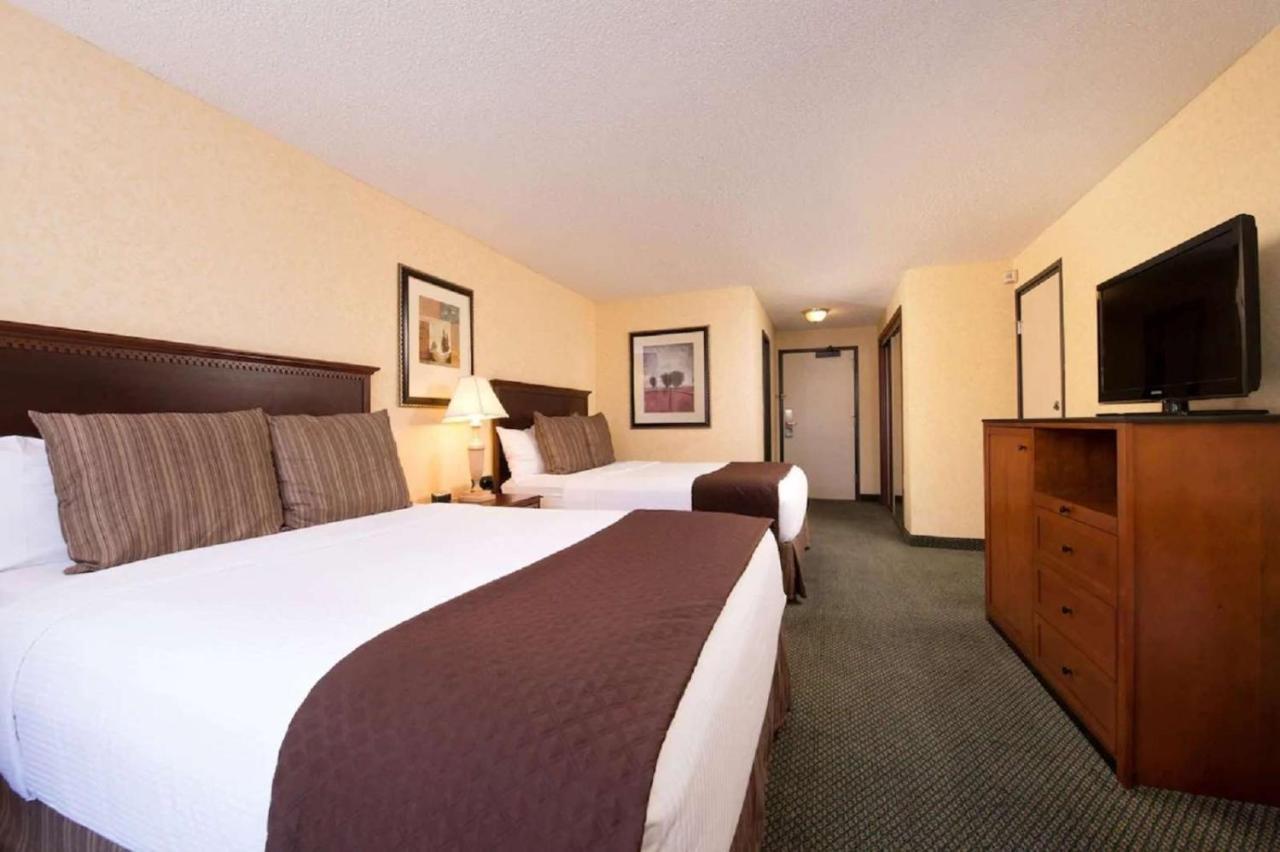 Red Lion Hotel Pasco Airport & Conference Center Extérieur photo
