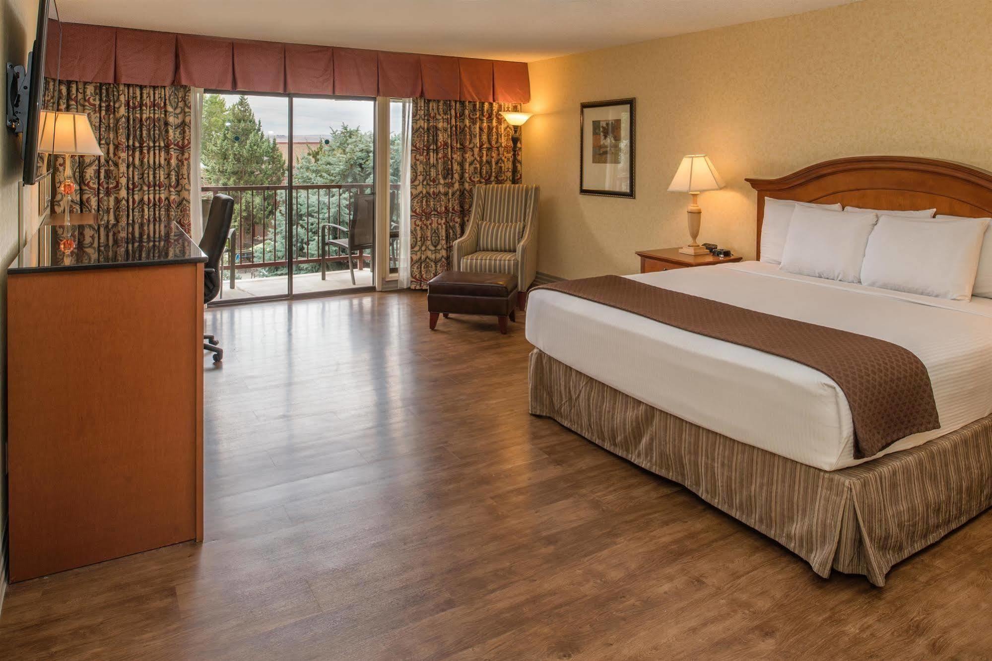 Red Lion Hotel Pasco Airport & Conference Center Extérieur photo